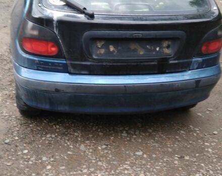 Синий Рено Меган, объемом двигателя 1.6 л и пробегом 265 тыс. км за 500 $, фото 4 на Automoto.ua