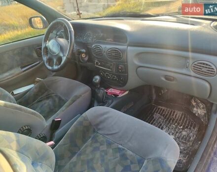 Синий Рено Меган, объемом двигателя 2 л и пробегом 306 тыс. км за 1450 $, фото 9 на Automoto.ua