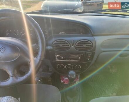 Синий Рено Меган, объемом двигателя 2 л и пробегом 306 тыс. км за 1450 $, фото 7 на Automoto.ua