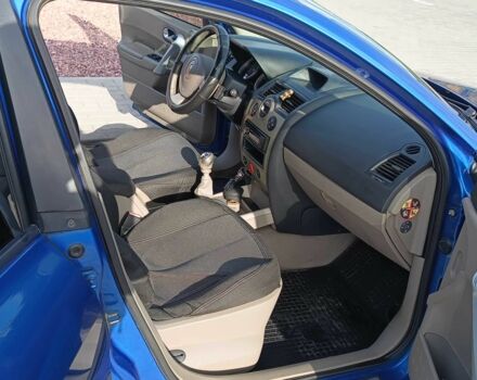 Синий Рено Меган, объемом двигателя 1.9 л и пробегом 404 тыс. км за 3300 $, фото 13 на Automoto.ua