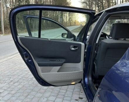 Синий Рено Меган, объемом двигателя 1.6 л и пробегом 181 тыс. км за 3600 $, фото 6 на Automoto.ua