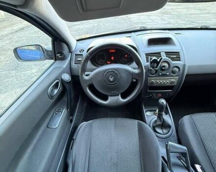 Синий Рено Меган, объемом двигателя 1.6 л и пробегом 171 тыс. км за 3700 $, фото 5 на Automoto.ua