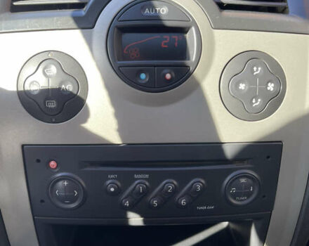 Синий Рено Меган, объемом двигателя 1.5 л и пробегом 314 тыс. км за 5000 $, фото 22 на Automoto.ua