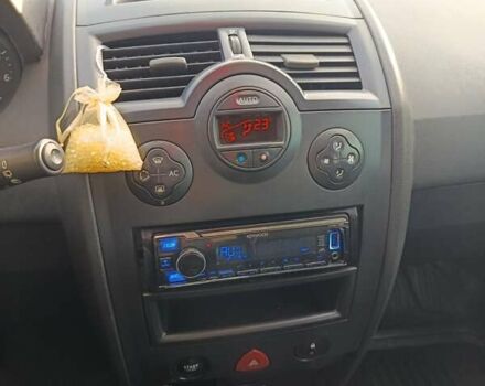 Синій Рено Меган, об'ємом двигуна 1.6 л та пробігом 299 тис. км за 2800 $, фото 14 на Automoto.ua