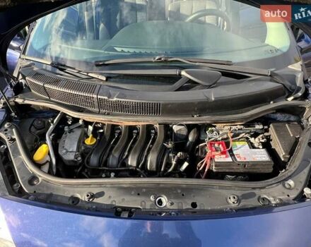 Синій Рено Меган, об'ємом двигуна 1.6 л та пробігом 219 тис. км за 3999 $, фото 58 на Automoto.ua