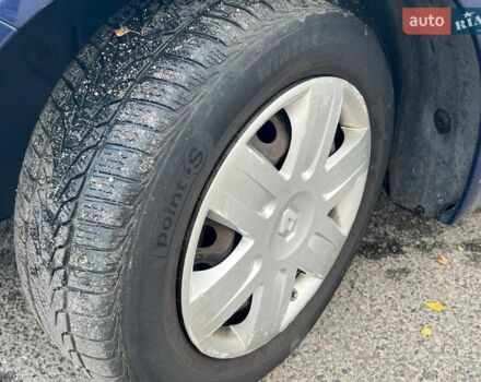 Синій Рено Меган, об'ємом двигуна 1.6 л та пробігом 219 тис. км за 3999 $, фото 14 на Automoto.ua