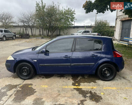 Рено Меган 2004 в Вараш (Кузнецовск) на Automoto.ua Синий Рено Меган, объемом двигателя 1.6 л и пробегом 240 тыс. км за 4600 $, фото 1 на Automoto.ua