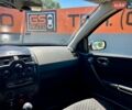 Синій Рено Меган, об'ємом двигуна 2 л та пробігом 280 тис. км за 4500 $, фото 14 на Automoto.ua