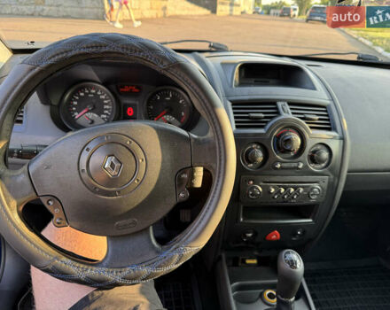 Рено Меган 2005 в Ровно на Automoto.ua Синий Рено Меган, объемом двигателя 1.5 л и пробегом 290 тыс. км за 2700 $, фото 8 на Automoto.ua