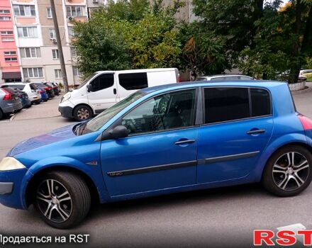 Рено Меган 2005 в Чернигове на Automoto.ua Синий Рено Меган, объемом двигателя 1.6 л и пробегом 260 тыс. км за 3850 $, фото 1 на Automoto.ua