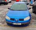 Синий Рено Меган, объемом двигателя 1.6 л и пробегом 322 тыс. км за 4000 $, фото 4 на Automoto.ua