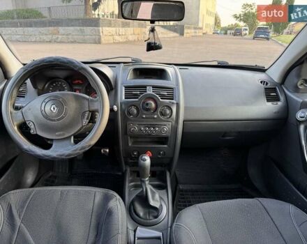 Синій Рено Меган, об'ємом двигуна 1.46 л та пробігом 289 тис. км за 3399 $, фото 11 на Automoto.ua