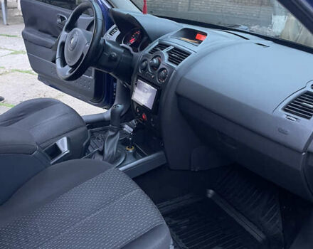 Синій Рено Меган, об'ємом двигуна 1.39 л та пробігом 277 тис. км за 4900 $, фото 24 на Automoto.ua