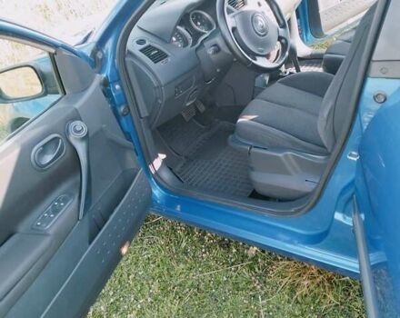 Синий Рено Меган, объемом двигателя 1.6 л и пробегом 186 тыс. км за 4600 $, фото 5 на Automoto.ua