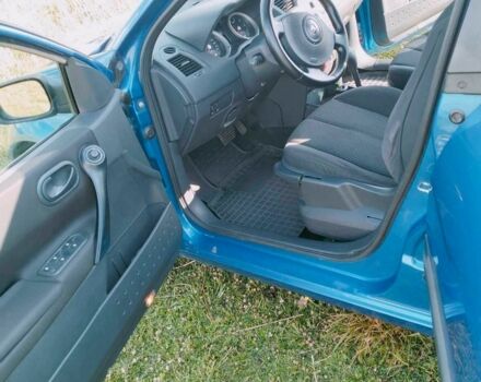 Синий Рено Меган, объемом двигателя 1.6 л и пробегом 187 тыс. км за 4400 $, фото 4 на Automoto.ua