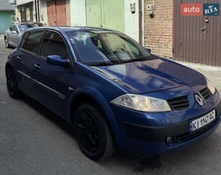Синий Рено Меган, объемом двигателя 1.6 л и пробегом 212 тыс. км за 5077 $, фото 2 на Automoto.ua