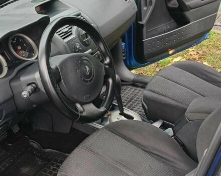 Синий Рено Меган, объемом двигателя 1.6 л и пробегом 187 тыс. км за 4400 $, фото 12 на Automoto.ua