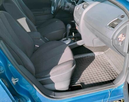 Синий Рено Меган, объемом двигателя 1.6 л и пробегом 187 тыс. км за 4400 $, фото 5 на Automoto.ua