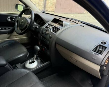 Синий Рено Меган, объемом двигателя 1.6 л и пробегом 212 тыс. км за 5077 $, фото 5 на Automoto.ua