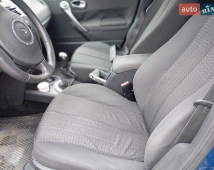 Синій Рено Меган, об'ємом двигуна 1.6 л та пробігом 275 тис. км за 4100 $, фото 19 на Automoto.ua