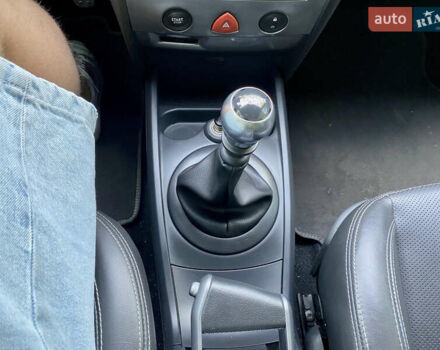 Синий Рено Меган, объемом двигателя 2 л и пробегом 166 тыс. км за 8500 $, фото 7 на Automoto.ua