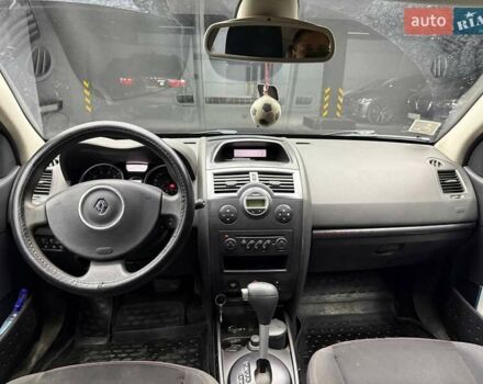 Синий Рено Меган, объемом двигателя 1.6 л и пробегом 233 тыс. км за 5300 $, фото 12 на Automoto.ua