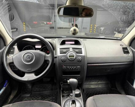 Синий Рено Меган, объемом двигателя 1.6 л и пробегом 233 тыс. км за 5300 $, фото 12 на Automoto.ua