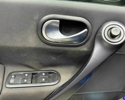 Синий Рено Меган, объемом двигателя 1.6 л и пробегом 233 тыс. км за 5300 $, фото 6 на Automoto.ua