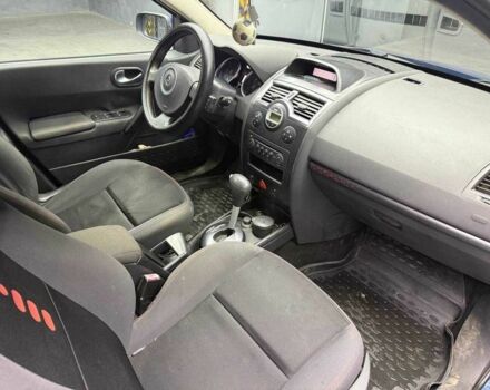 Синий Рено Меган, объемом двигателя 1.6 л и пробегом 233 тыс. км за 5300 $, фото 15 на Automoto.ua