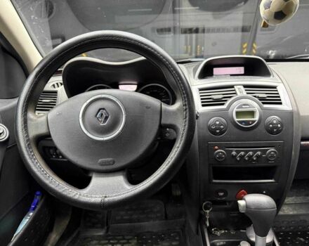 Синий Рено Меган, объемом двигателя 1.6 л и пробегом 233 тыс. км за 5300 $, фото 13 на Automoto.ua