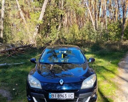 Синий Рено Меган, объемом двигателя 1.6 л и пробегом 222 тыс. км за 7000 $, фото 4 на Automoto.ua