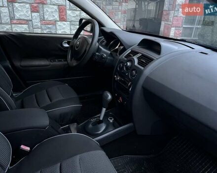Синій Рено Меган, об'ємом двигуна 1.6 л та пробігом 190 тис. км за 5300 $, фото 9 на Automoto.ua