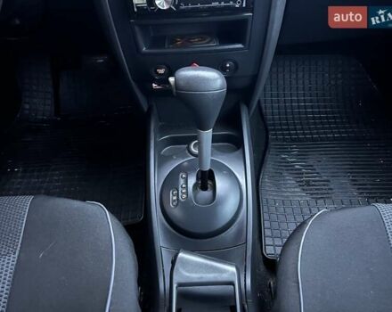 Синій Рено Меган, об'ємом двигуна 1.6 л та пробігом 190 тис. км за 5300 $, фото 19 на Automoto.ua