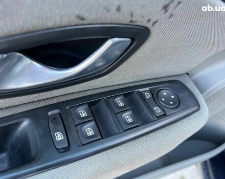 Рено Меган 2009 у Львові на Automoto.ua Синій Рено Меган, об'ємом двигуна 1.5 л та пробігом 244 тис. км за 5940 $, фото 15 на Automoto.ua