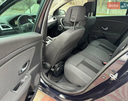 Синій Рено Меган, об'ємом двигуна 1.6 л та пробігом 177 тис. км за 6550 $, фото 9 на Automoto.ua