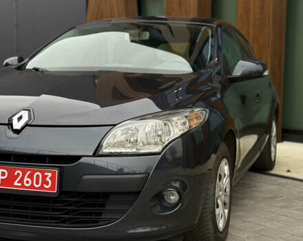 Синий Рено Меган, объемом двигателя 1.6 л и пробегом 168 тыс. км за 7999 $, фото 3 на Automoto.ua