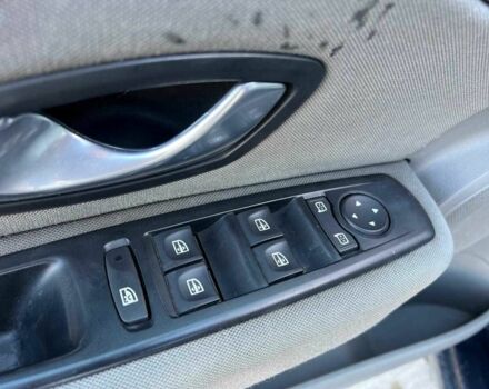 Рено Меган 2009 у Львові на Automoto.ua Синій Рено Меган, об'ємом двигуна 1.5 л та пробігом 244 тис. км за 5940 $, фото 15 на Automoto.ua