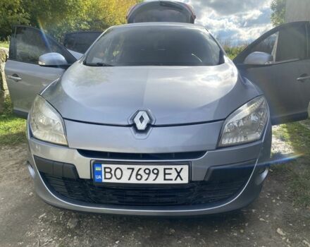 Рено Меган 2009 в Тернополе на Automoto.ua Синий Рено Меган, объемом двигателя 1.5 л и пробегом 288 тыс. км за 5999 $, фото 13 на Automoto.ua
