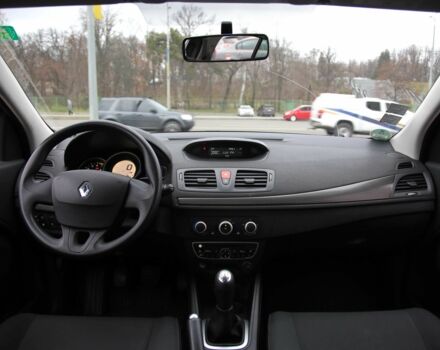 Синий Рено Меган, объемом двигателя 1.6 л и пробегом 239 тыс. км за 6900 $, фото 11 на Automoto.ua