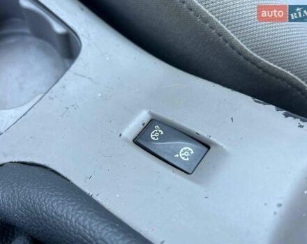 Рено Меган 2009 у Львові на Automoto.ua Синій Рено Меган, об'ємом двигуна 1.5 л та пробігом 244 тис. км за 5940 $, фото 32 на Automoto.ua