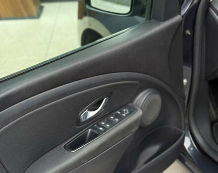 Синий Рено Меган, объемом двигателя 1.6 л и пробегом 168 тыс. км за 7999 $, фото 12 на Automoto.ua