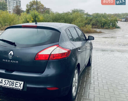 Рено Меган 2009 в Кропивницком (Кировограде) на Automoto.ua Синий Рено Меган, объемом двигателя 1.46 л и пробегом 230 тыс. км за 6500 $, фото 2 на Automoto.ua