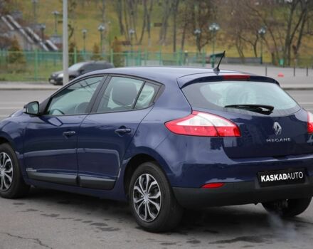 Синий Рено Меган, объемом двигателя 1.6 л и пробегом 239 тыс. км за 6900 $, фото 3 на Automoto.ua