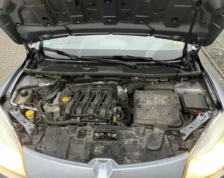 Синий Рено Меган, объемом двигателя 1.6 л и пробегом 167 тыс. км за 7000 $, фото 19 на Automoto.ua