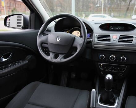 Синий Рено Меган, объемом двигателя 1.6 л и пробегом 239 тыс. км за 6900 $, фото 10 на Automoto.ua