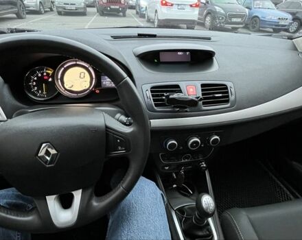 Синий Рено Меган, объемом двигателя 1.6 л и пробегом 252 тыс. км за 5999 $, фото 6 на Automoto.ua