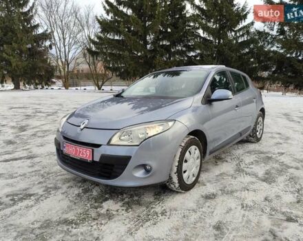 Синій Рено Меган, об'ємом двигуна 1.6 л та пробігом 192 тис. км за 6350 $, фото 8 на Automoto.ua