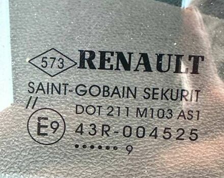 Синій Рено Меган, об'ємом двигуна 1.6 л та пробігом 146 тис. км за 6999 $, фото 39 на Automoto.ua