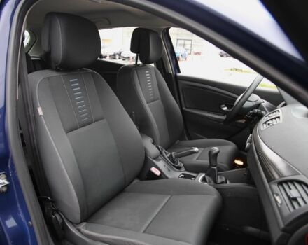 Синий Рено Меган, объемом двигателя 1.6 л и пробегом 239 тыс. км за 6900 $, фото 9 на Automoto.ua