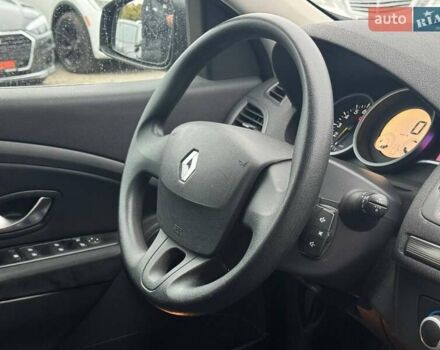 Рено Меган 2009 у Харкові на Automoto.ua Синій Рено Меган, об'ємом двигуна 1.6 л та пробігом 239 тис. км за 7200 $, фото 21 на Automoto.ua